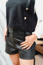 Short de Vinipiel Recto | Short Elegante de Vinipiel para Mujer